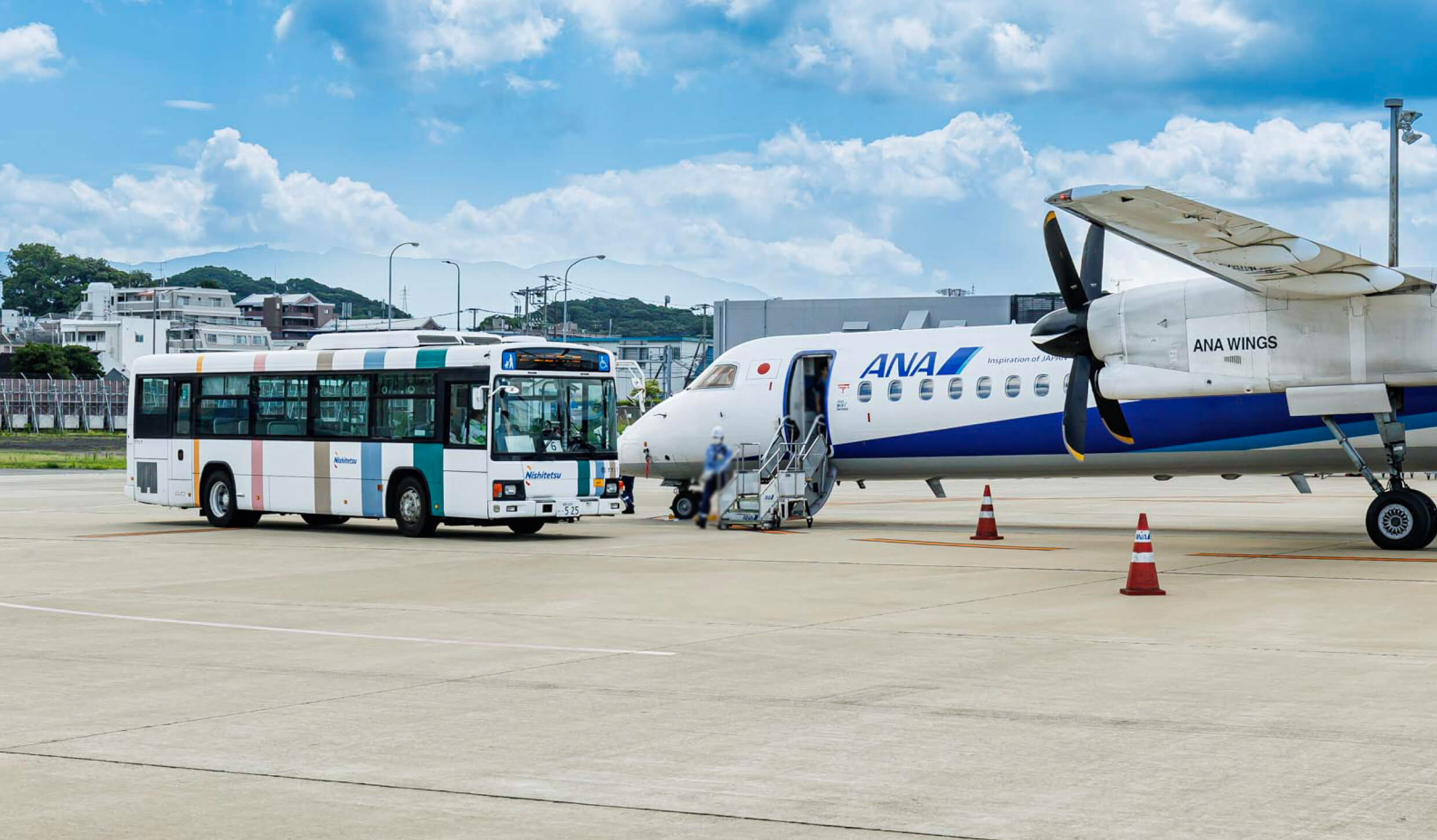 空港を走るランプバスとは？まちで見かける西鉄バスが福岡空港でも活躍していた！