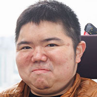 内山さん